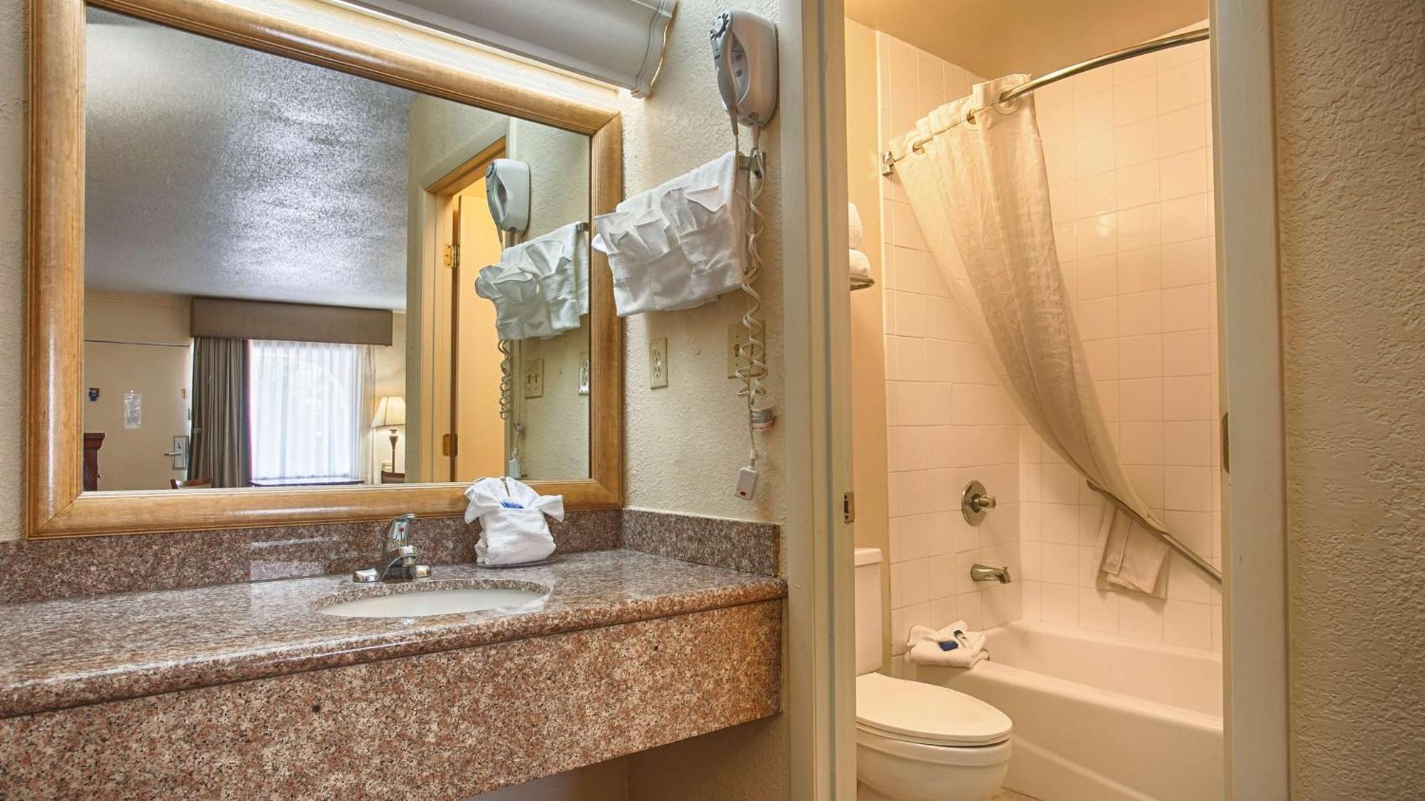 Best Western Point South Yemassee Exterior photo